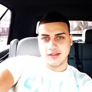 Meet your Posher, Juan pablo